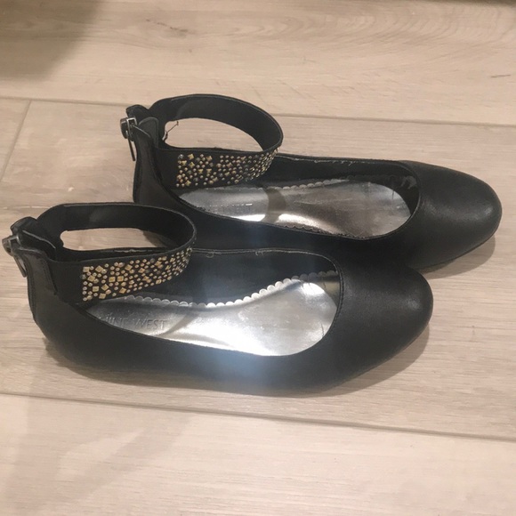 Nine West Other - Nine West Girls Ballet Flats - Size 2